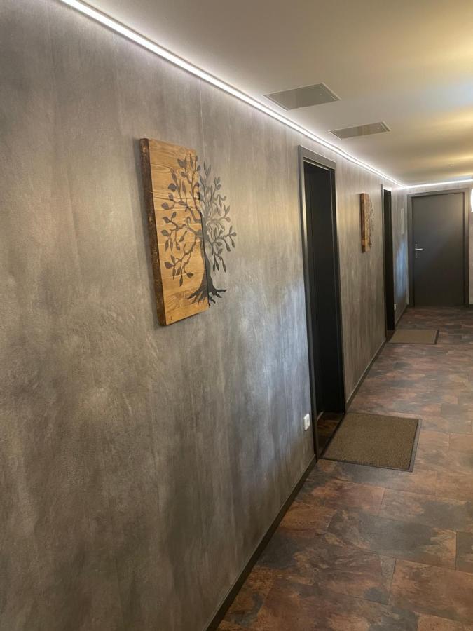 Hotel Restaurant Mirena Marl Bagian luar foto