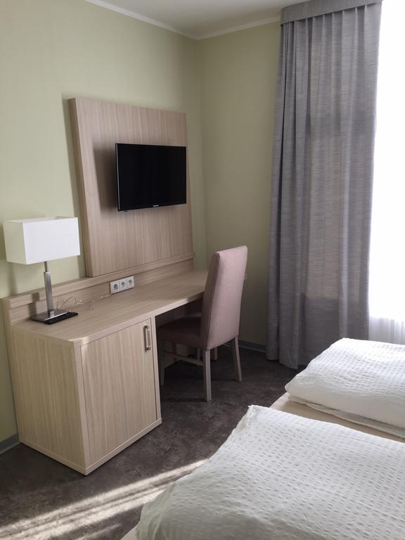 Hotel Restaurant Mirena Marl Bagian luar foto